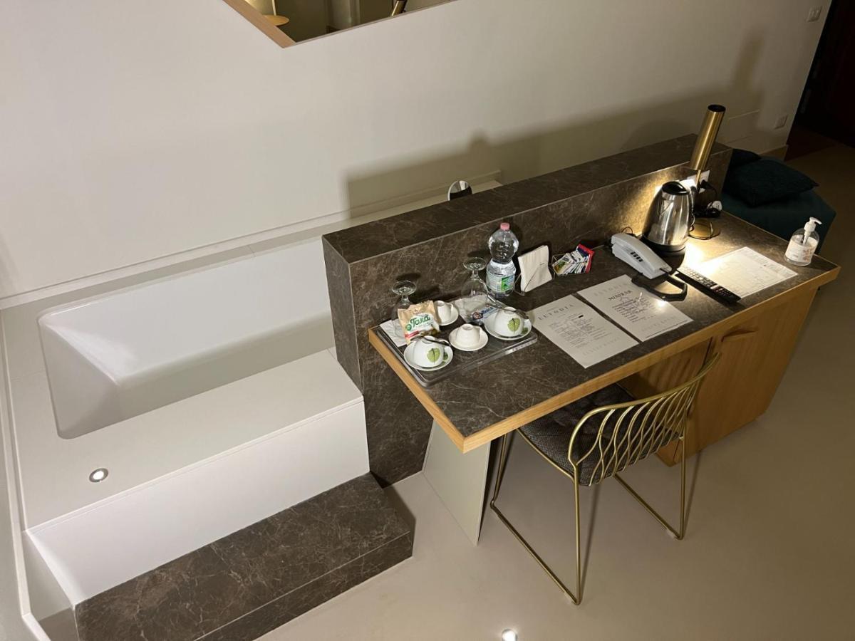 Euvodia Luxury Rooms Matera Zewnętrze zdjęcie